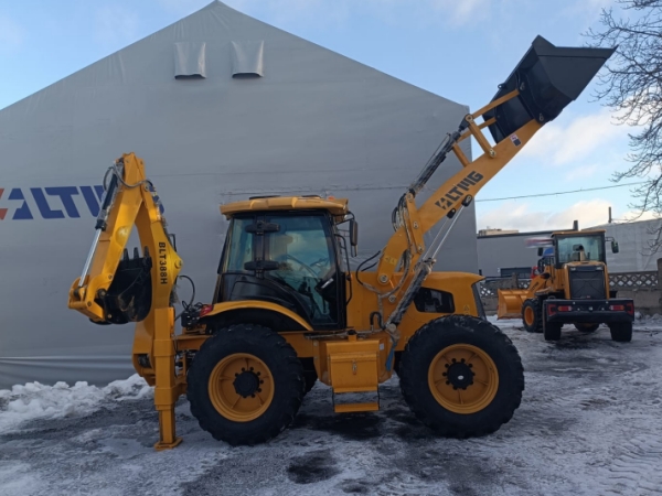 Belarus - 2.5 ton backhoe loader