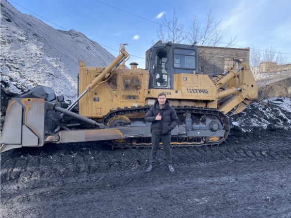 Kyrgyzstan - 320HP Bulldozer