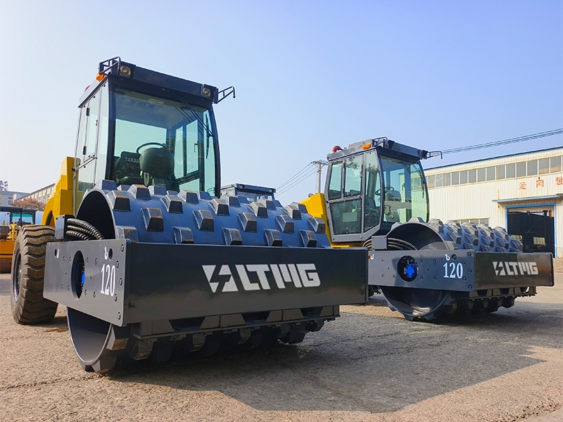 How to Choose the Right Road Roller for Different Soil Types